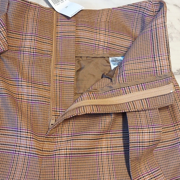 NWT Banana Republic plaid belted paperbag trousers, size 2 - Picture 8 of 10